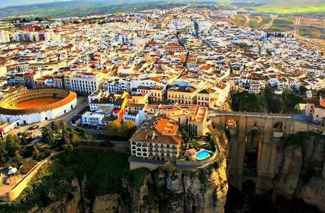 Apartamentos Esencia Ronda 0*,  Spain